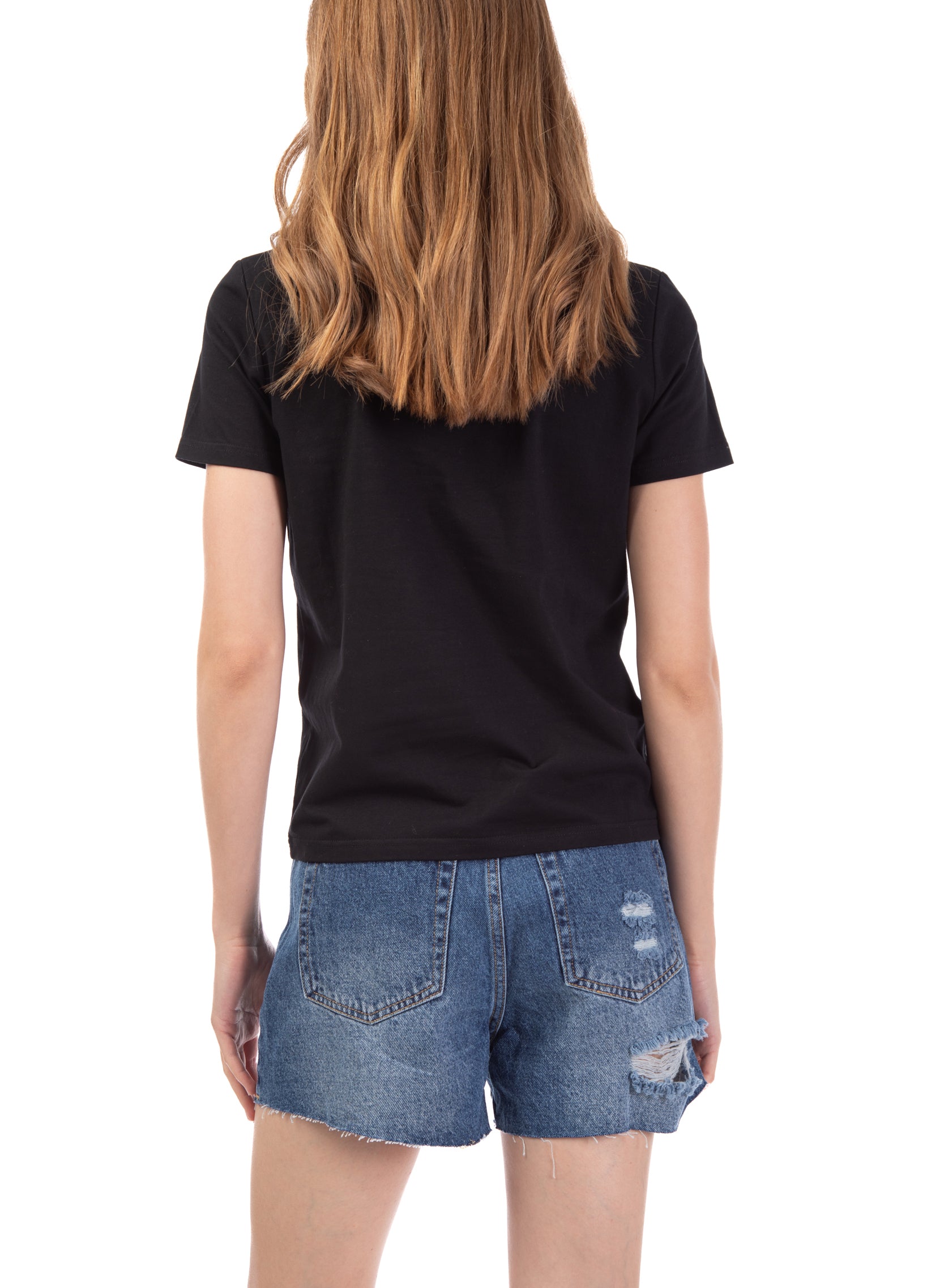 T-shirt nera con catena rimovibile