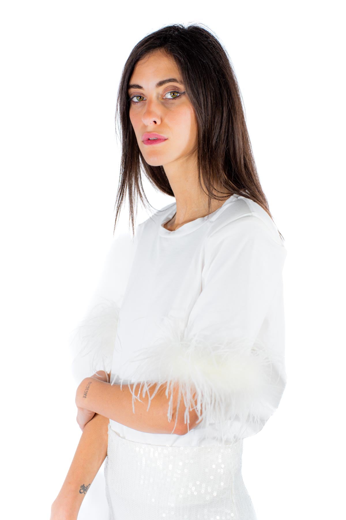 T-Shirt con piume