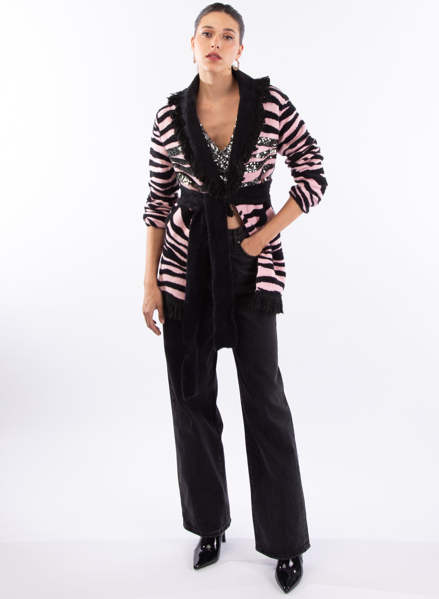Cardigan/cappotto zebrato rosa e nero con paillettes