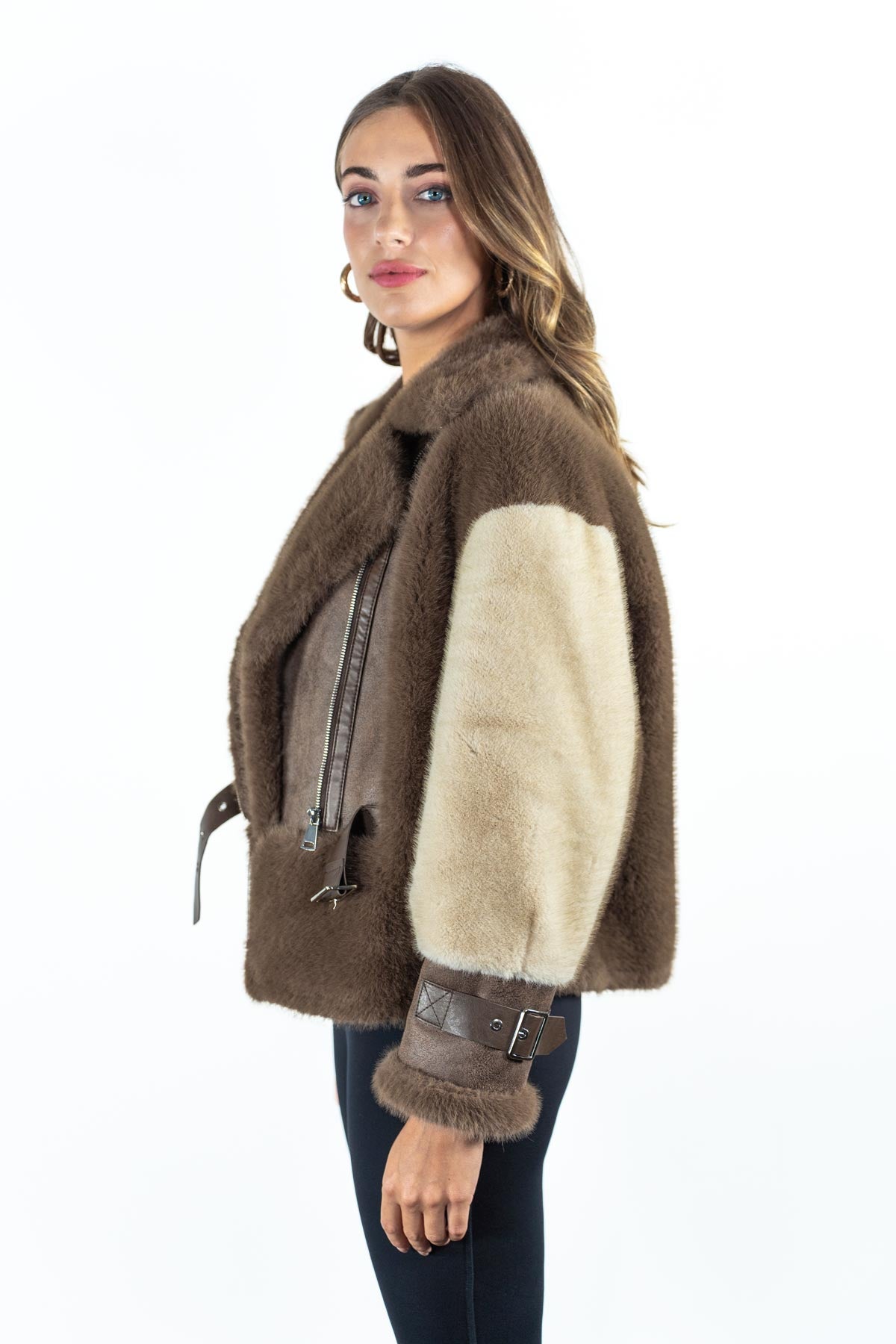 ARIANA BEIGE