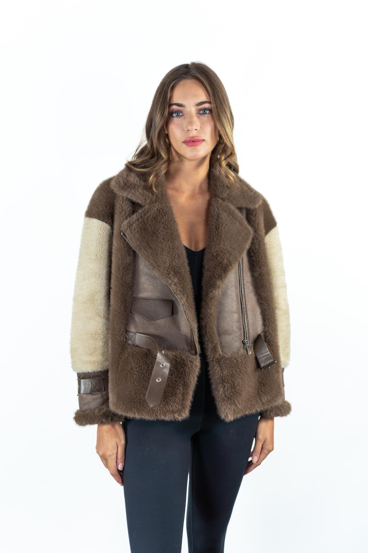 ARIANA BEIGE