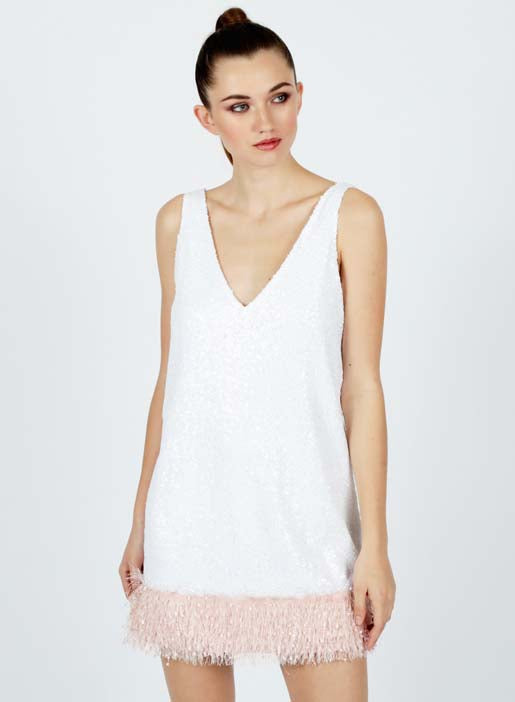 Vestito di paillettes bianco con frange rosa