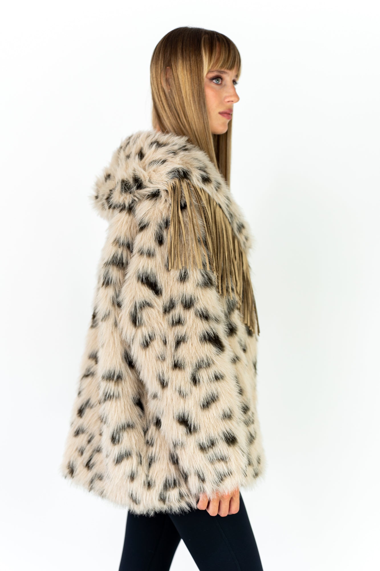 ALICIA Pelliccia oversized beige con frange rimovibili