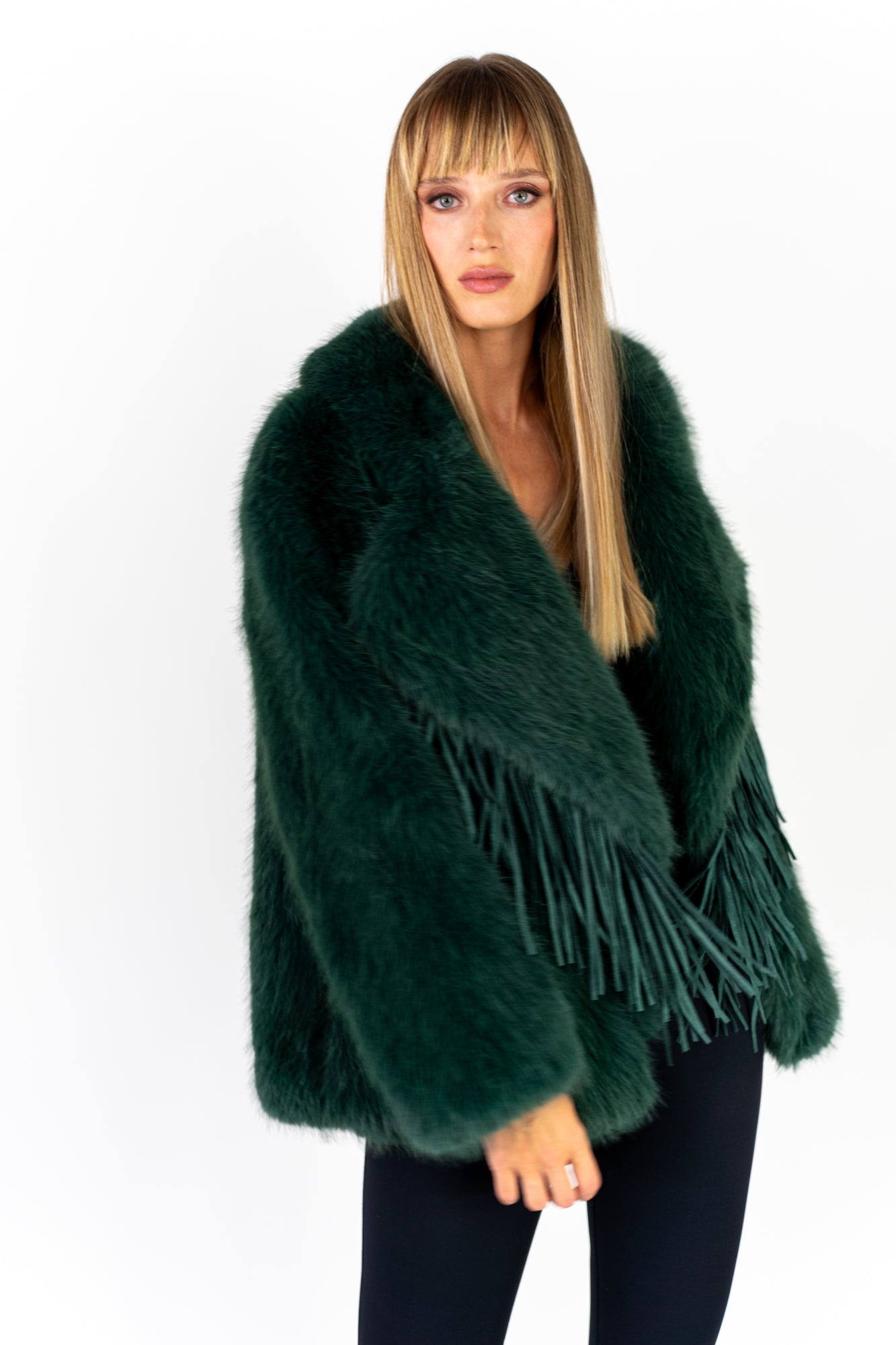 HOPE Pelliccia oversized verde con frange rimovibili